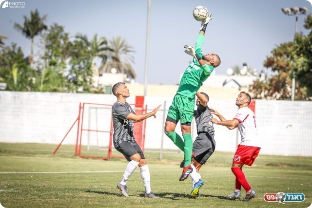 משחק עם הרבה הזדמנויות (נזיה סולטאן)